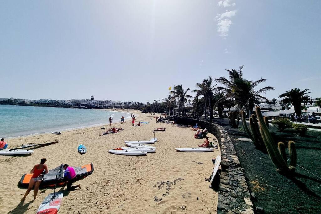 Pequeno Bungalow Firt Line Of The Sea Costa Teguise Exterior foto